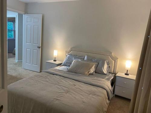 8 beds,7 bedrooms, Silver Spring in Silver Spring, USA
