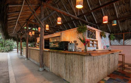 Restoran, Costeño Beach (Costeno Beach) in Santa Marta