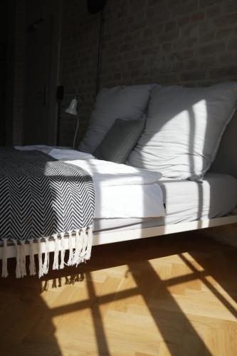 Loft Studio in historic factory building, Берлин (фото 8)