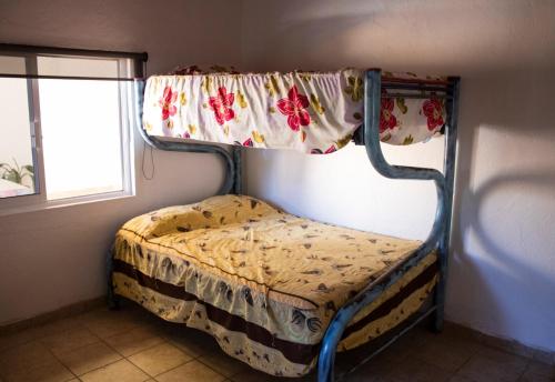 C1 Casa cerca de Guayabitos con alberca privada, 10 huéspedes (C1 Casa cerca de Guayabitos con alberca privada, 10 huespedes) in Penita de Jaltemba