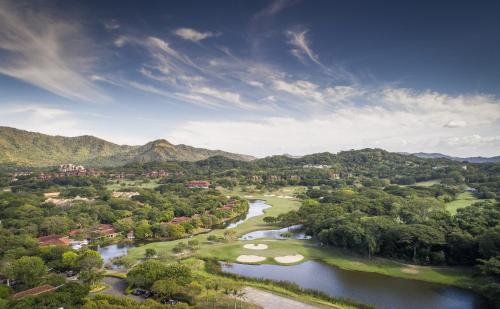 Carao T5-3 Luxury Apartment - Reserva Conchal