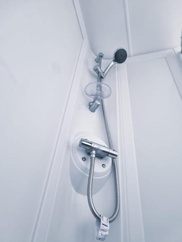 Chic, spacious & fun coastal retreat - family friendly - 3 min walk to beach Chic, spacious & fun coastal retreat - family friendly - 3 min walk to beach