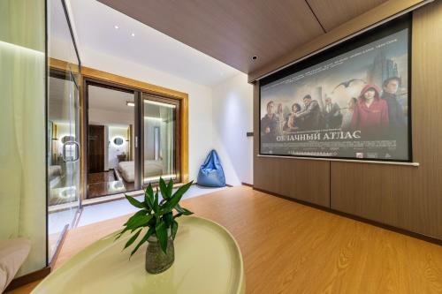 Japanese Tatami Twin Room with Projection Room room in Pandora Vista Retreat