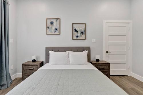 Charming 3-Bedroom Home l 5 mins to AA Arena in Dallas, USA
