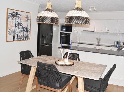 Bilinga Bliss - Luxury beachfront apartment in Bilinga