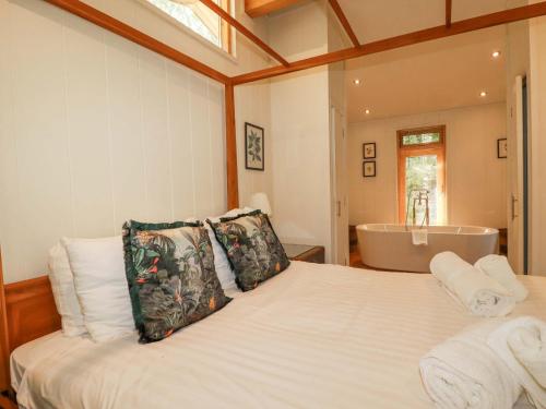 Exterior view, 4 Stonerush Valley in Lanreath