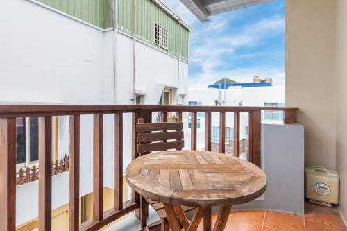 Double Room with Balcony image 1