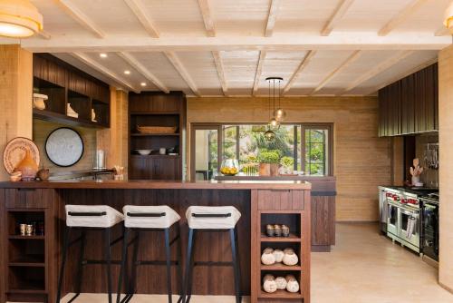 virtuve, Muriwai Estate in Muriwai