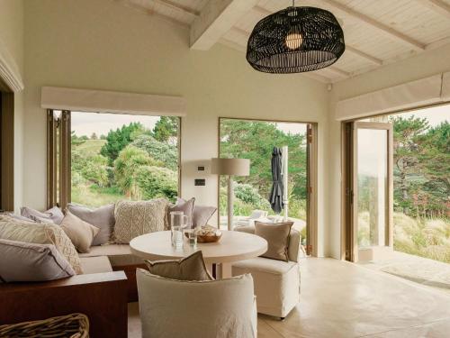 virtuve, Muriwai Estate in Muriwai