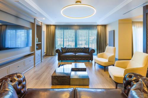 King Suite