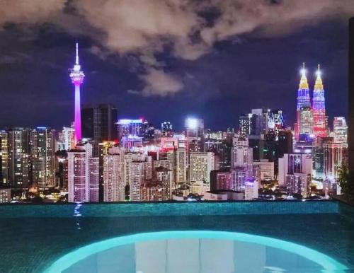 Studio with Amazing KLCC View & Infinity Pool at Lalaport Bukit Bintang, Kuala Lumpur