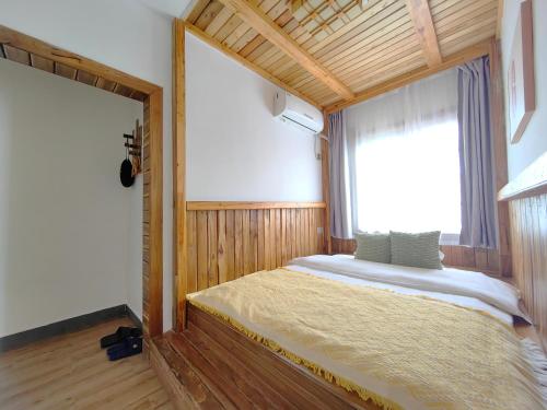 Only waiting for you-Tianmen mountαin-English reception-Scenic guide Only waiting for you-Tianmen mountαin-English reception-Scenic guide