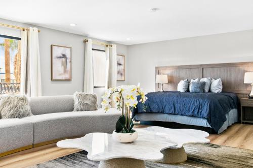 Serene, a Vegas Resort