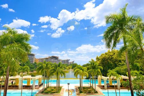 ทัศนียภาพ, PICO DE LORO Beach Walking Distance MIRANDA 4 Bedroom Units by SEE Condominiums in นาซุกบู