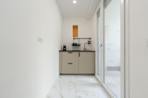 Atmosphera rooms Room Type - King Room with Balcony