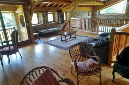 Iekārtas, La Maison de Pierre et Mizette in Thelis-la-Combe