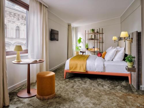 room detail thumbnail 0