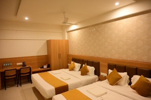 Bimba Hotels, Mysore (photo 10)