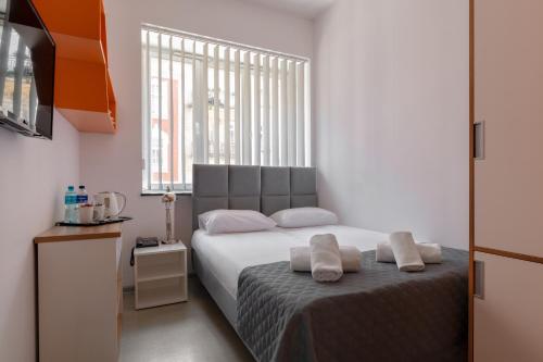 1 double bed