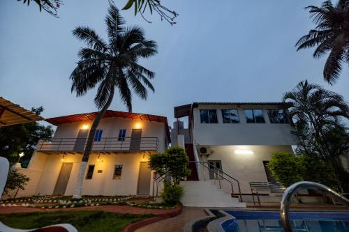 Sri Sai Holiday Inn in Auroville Road