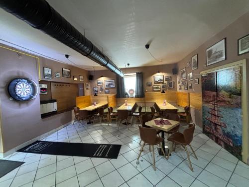 Penzión & Bar NATALI (Penzion & Bar NATALI) in สตารีสโมโคแวค