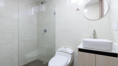 Apartamento en laureles con piscina, parqueadero 302, Medellín (Foto 9)