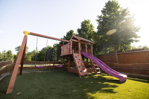 Playground, Mitosz Apartman in Gyomaendrod