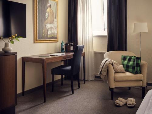 Metropolitan Hotel by Flemings Metropolitan Hotel by Flemings