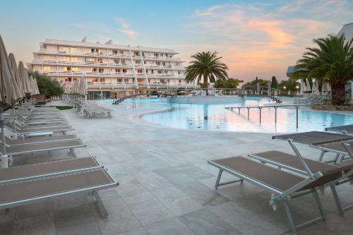 Zwembad, Hotel Olympia in Vodice