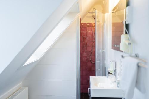 Superior Double Room image 4