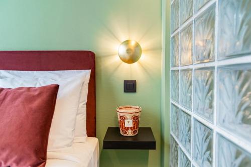 Double Room with Garden View image 4
