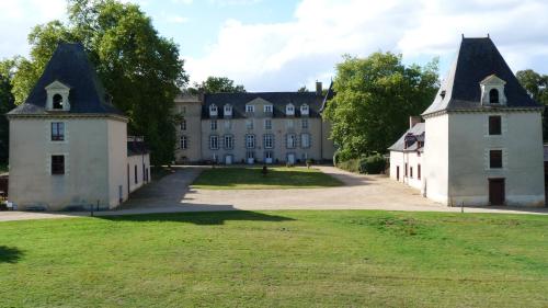 Château du Golf de la Freslonnière - image 14