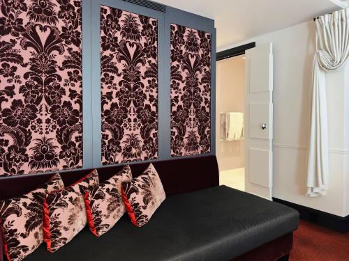 La Chambre du Marais - image 10