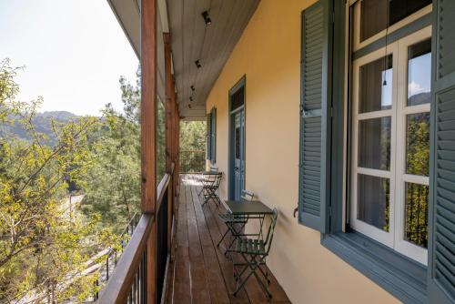 Casa Oliva Guesthouse in Treis Elies
