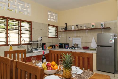 Germano Cottages Garden and Pool 4