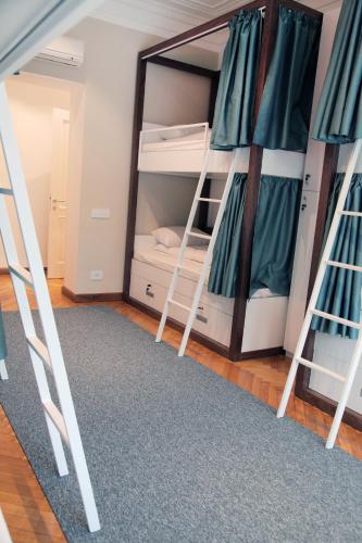 Hostel Karavan Inn – Novi Beograd, NY