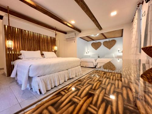 1 king bed, 2 sofa beds