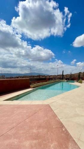 Piscina Chic con gran Terraza 5