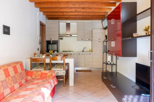 Casa Girasole, Costa Volpino