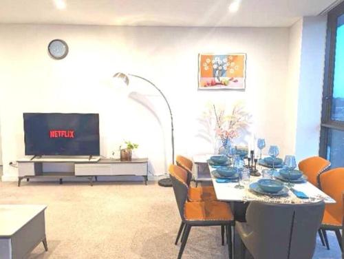 Lakeview Luxury 3Bedrooms Apt Wolli Creek close to Airport CBD