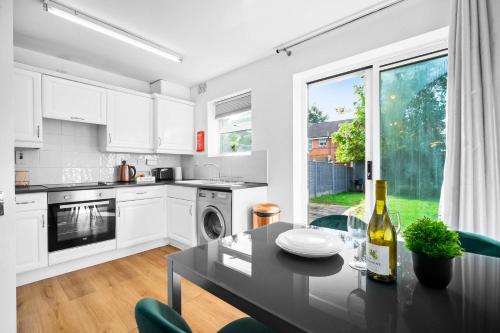Stylish Two Bedroom House - Parking - Garden 55H, Birmingham (fotografie 9)