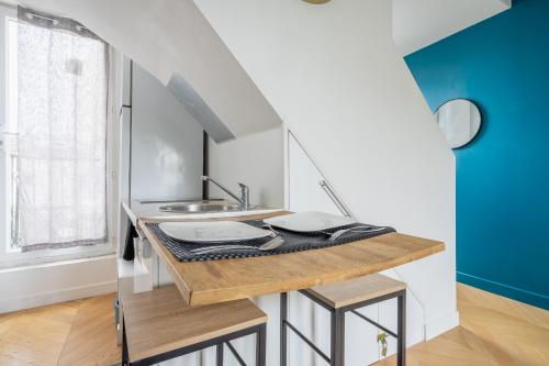 Kitchen, le Duplex des voyageurs in Aubervilliers