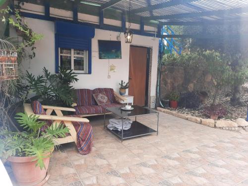 Entrance, The Green House in Rotem
