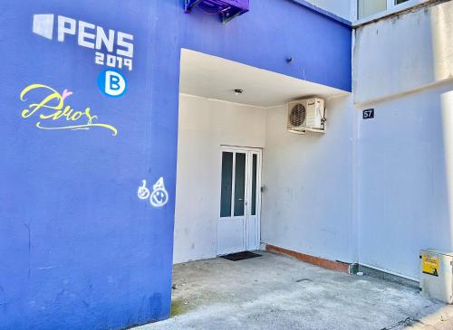 Homestay LGBT friendly - DOUBLE BED ROOM in Rozino