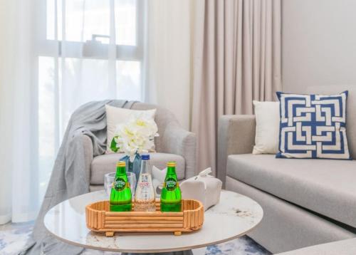 Classy 1BR Midtown Stay Near Miracle Garden by Vibel, Dubaï (photo 2)