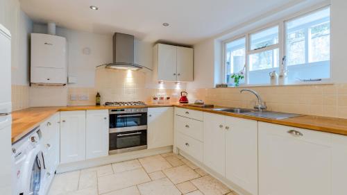Christmas Cottage in Tetbury