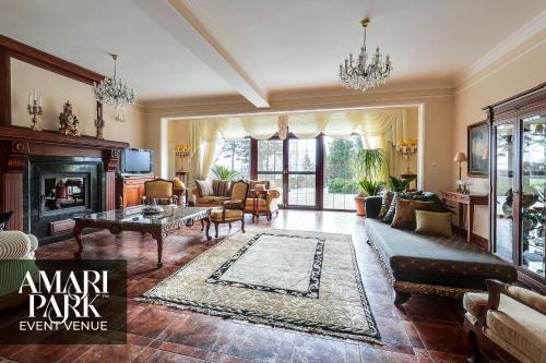 Koplietošanas atpūtas telpa ar TV, AMARI PARK Residence in Goljama Žeļjazna