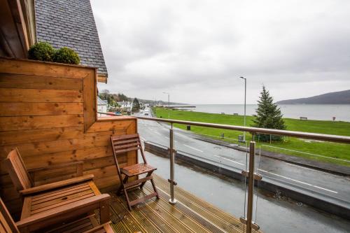 Балкон, Lamlash Bay Hotel in Лемлеш