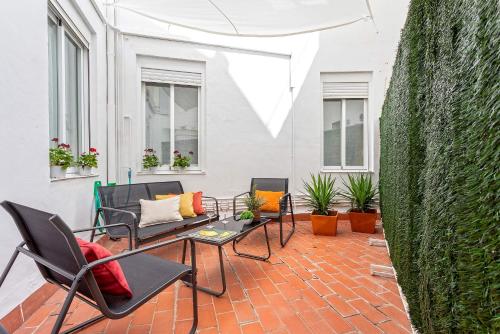 Genteel Home Manuel de Sandoval Terrace Cordoba