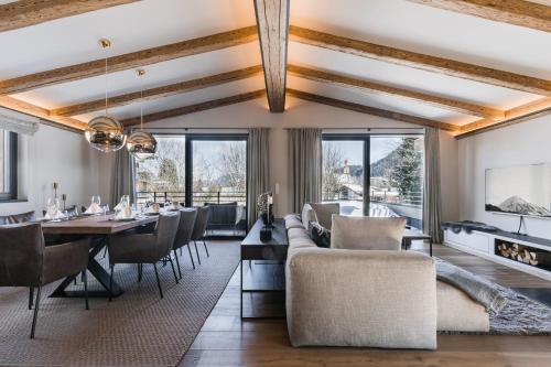Genießen Sie Bergblick & Sauna im modernen Chalet · Going